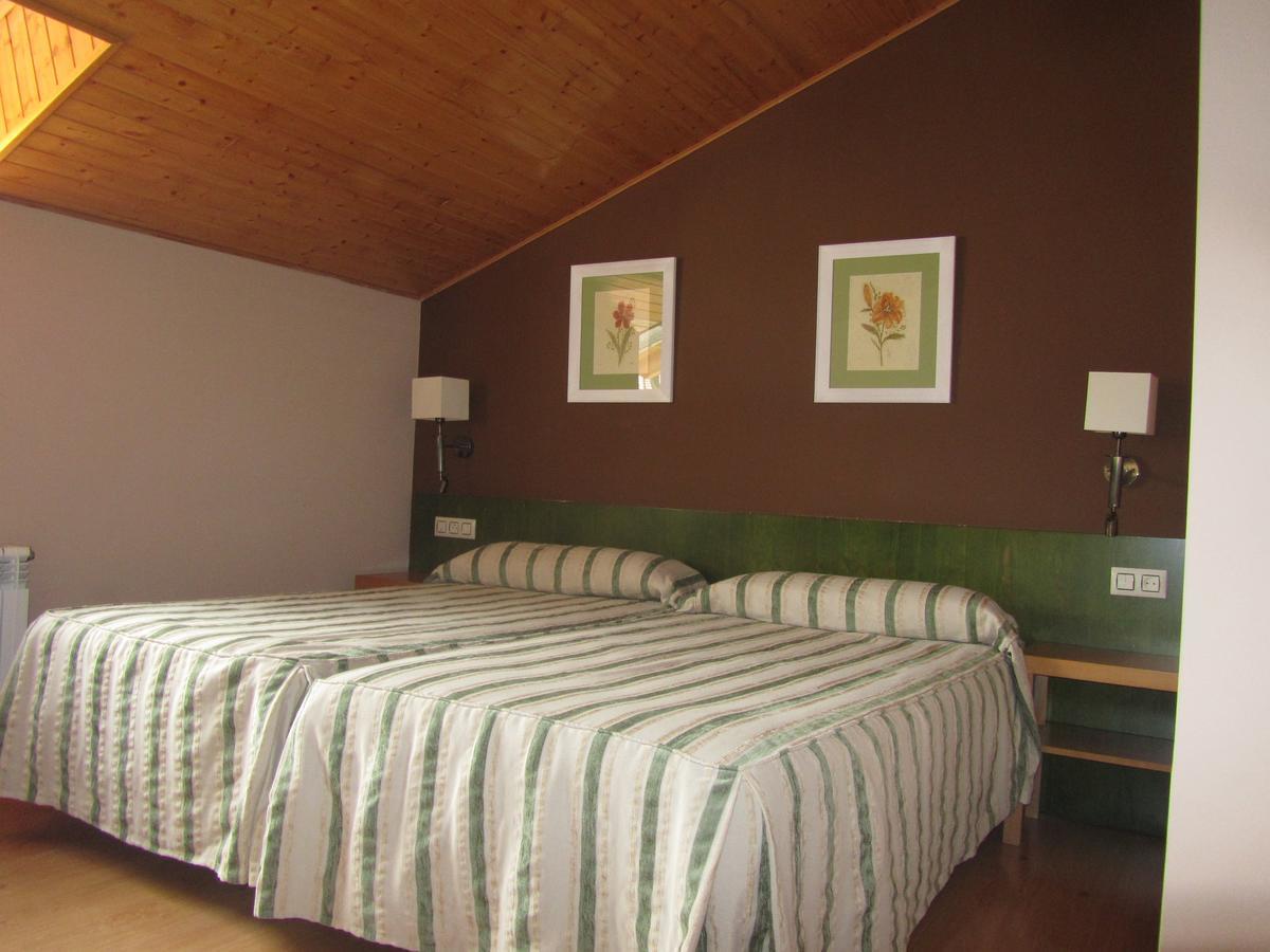 Hotel Galayos โอยอส เดล เอสปีโน ภายนอก รูปภาพ